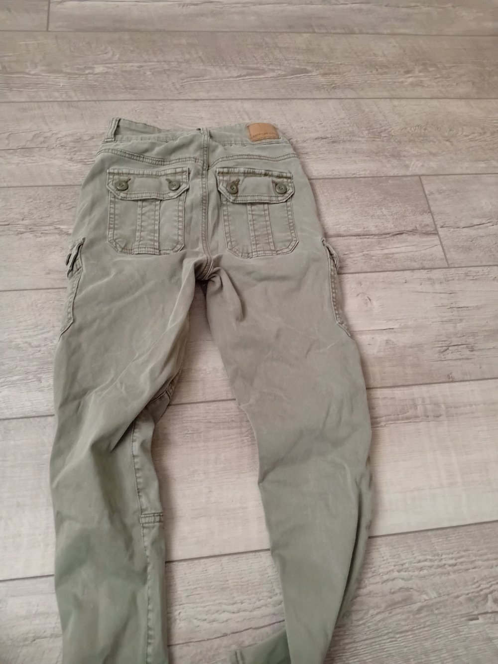 American Eagle Outfitters Olive Cargo Leggings